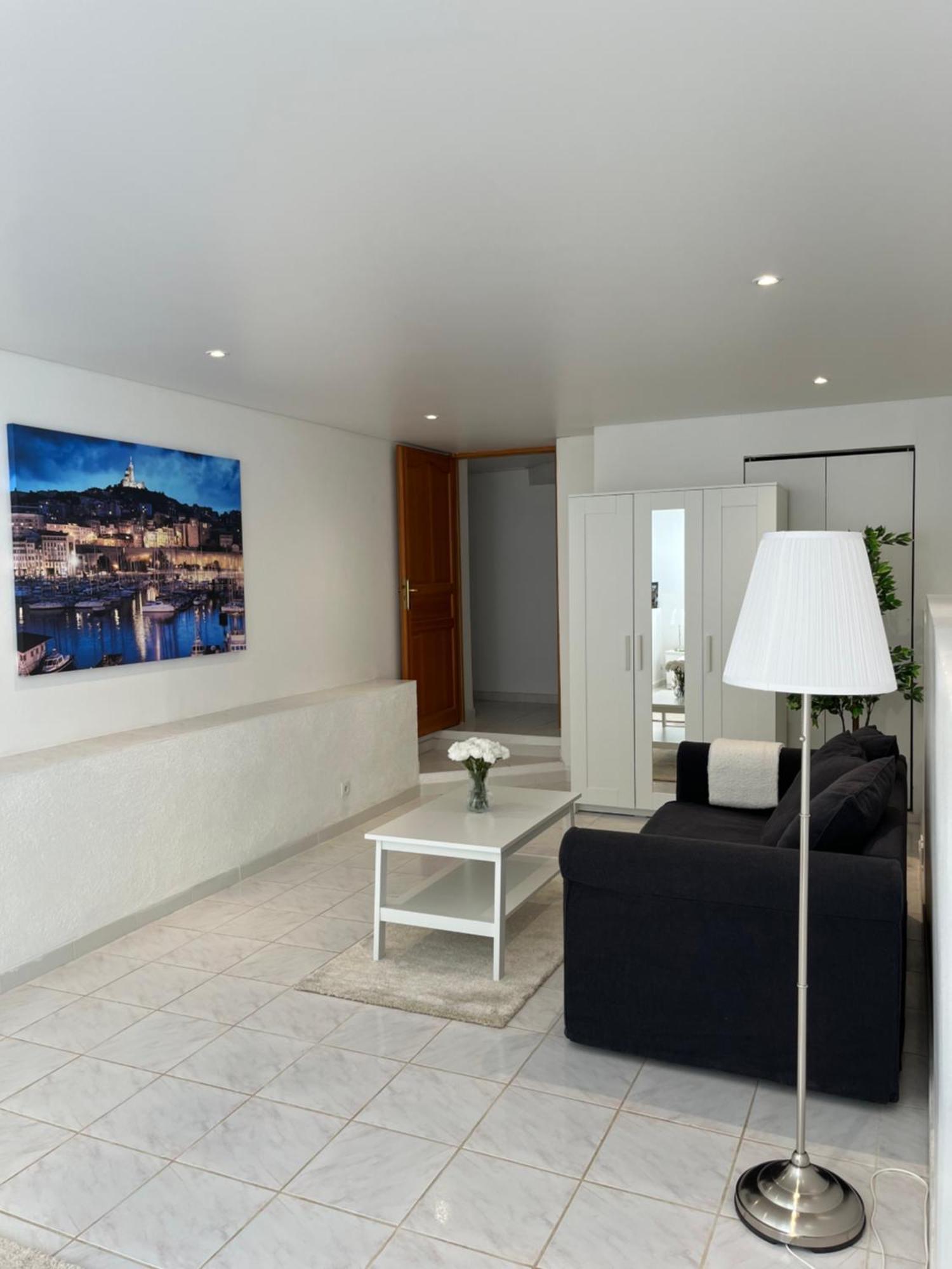 Apartamento T3 Avec Jardin Et Piscine Privee Velaux Exterior foto